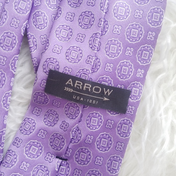 Men's Arrow Necktie - Picture 1 of 4